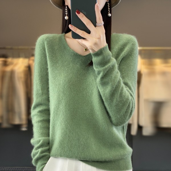 One Line Ready-To-Wear Pure Wool Sweater 2023 Autumn/Winter Women's V-Neck Loose Short Solid Color Cashmere Bottom Sweater Knitted Sweater