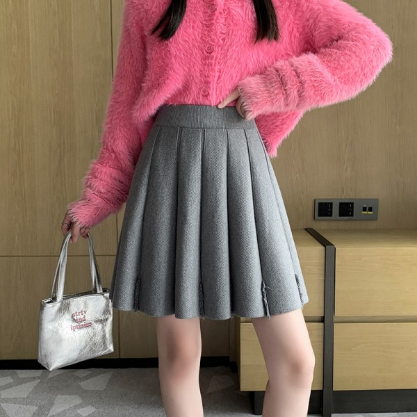 Real Time Knitted Skirt For Women In Autumn And Winter, Korean Version, High Waisted A-Line Skirt, Short Skirt, Loose Crotch Cover, Fluffy Skirt, Slim Umbrella Skirt