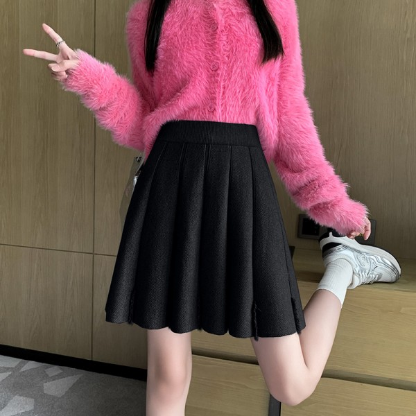 Real Time Knitted Skirt For Women In Autumn And Winter, Korean Version, High Waisted A-Line Skirt, Short Skirt, Loose Crotch Cover, Fluffy Skirt, Slim Umbrella Skirt