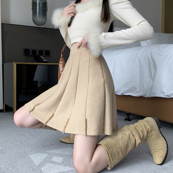 Real Time Knitted Skirt For Women In Autumn And Winter, Korean Version, High Waisted A-Line Skirt, Short Skirt, Loose Crotch Cover, Fluffy Skirt, Slim Umbrella Skirt