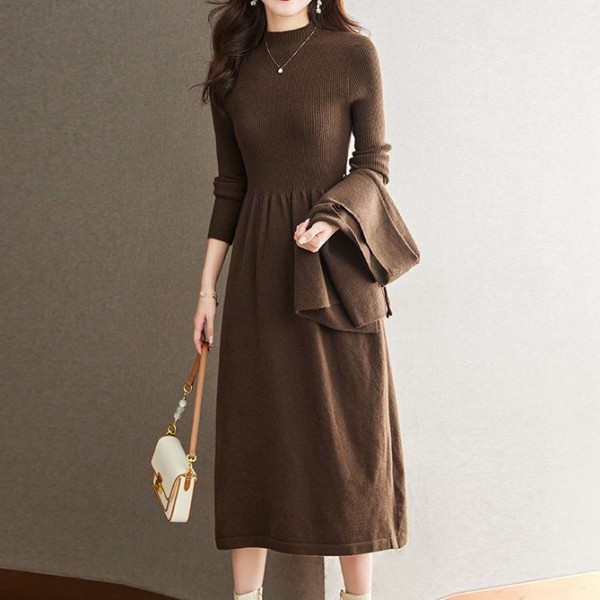 2023 Autumn/Winter Knitwear Two Piece Set Women's Style Vest New Age Reducing Knee Length Skirt Sweater Dress