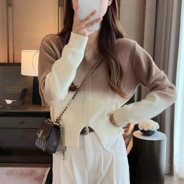 Autumn And Winter New Korean Soft Glutinous Gradient Sweater Women's Pullover Knitwear Foreign Versatile Split Age Reducing Top Women