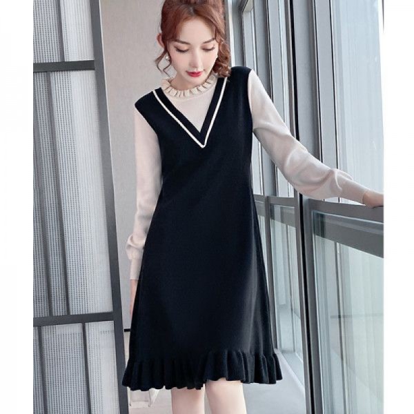 Autumn And Winter Knitted Skirt 2023 New Large Women's Fatty Mm Fashion Age Reducing Colored Round Neck Fake Two Piece Dress